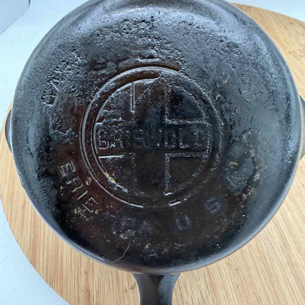 Vintage 1930's Griswold No. 3 709 E Cast Iron Skillet‎ Small Block Logo Erie, PA